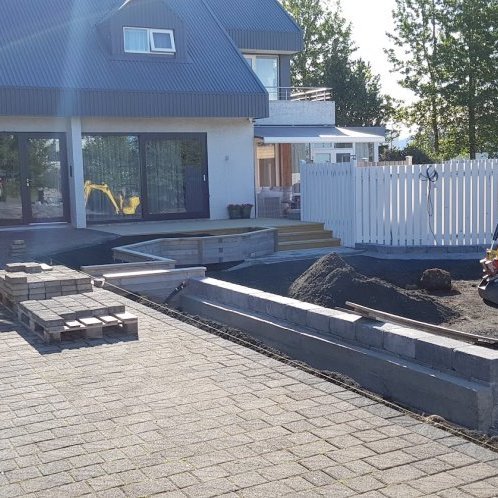 Grjóthleðsla í vinnslu