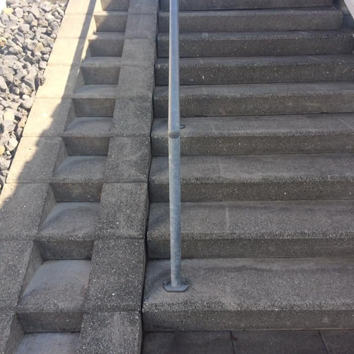 Tröppur eftir hreinsun