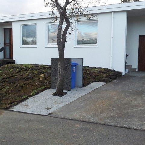 Stækkun á beygjuradíus fyrir bílinn lokið