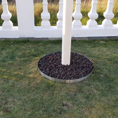 Frágangur við flaggstöng