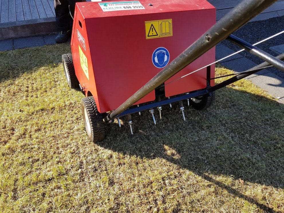 Mikilvægt að lofta jarðveginn með götun